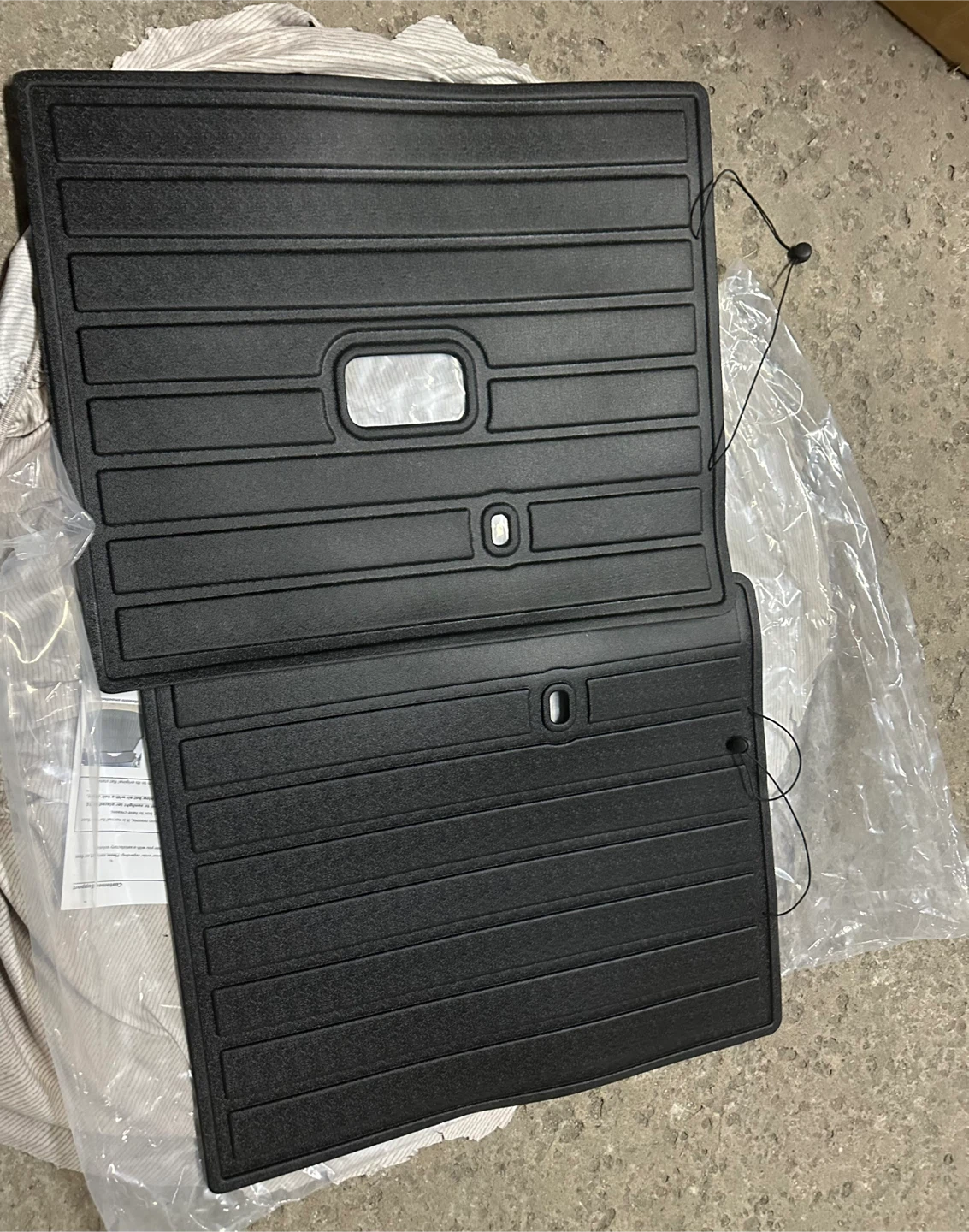 Seat back protection mat for Mazda SUVs