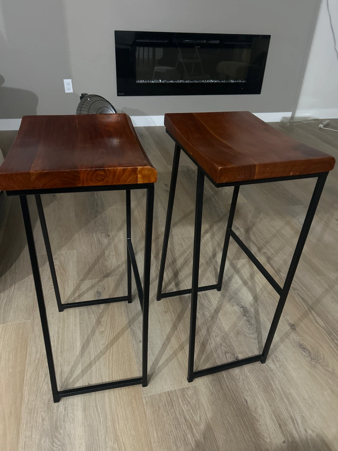 Set of 2 Bar Stools - Wood & Metal