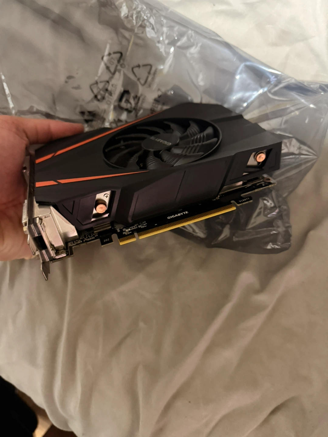 Gigabyte NVIDIA GeForce GTX 1060 6GB Graphics Card - photo 2