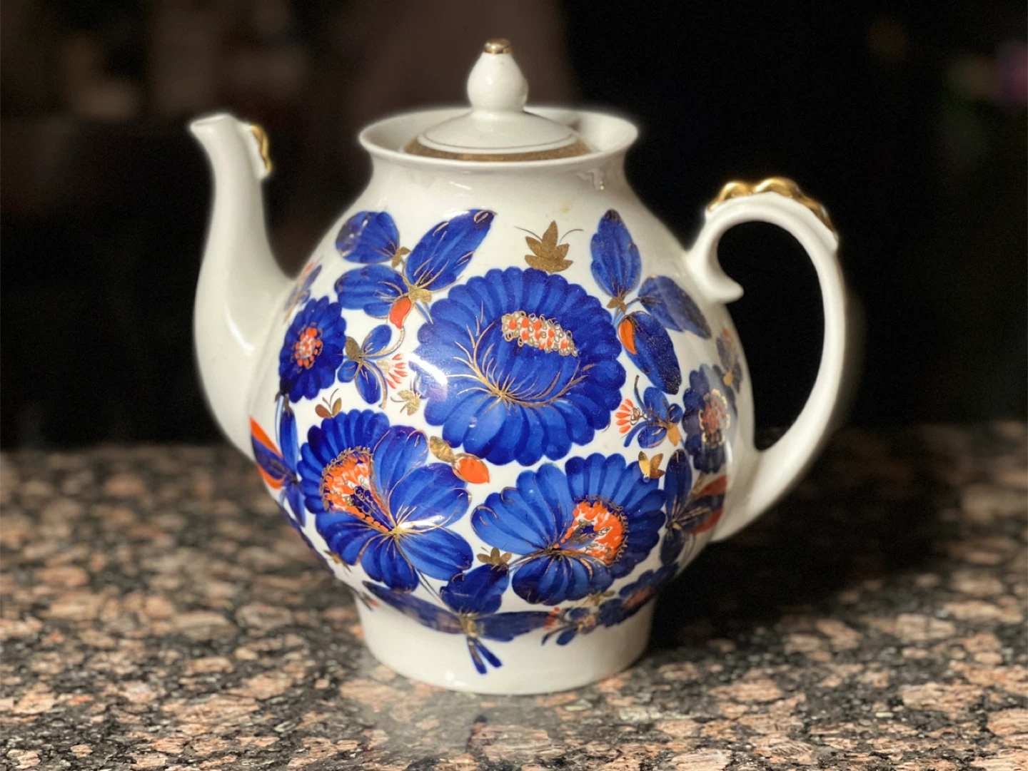 Vintage Floral Teapot with Cobalt Blue Flowers - photo 3