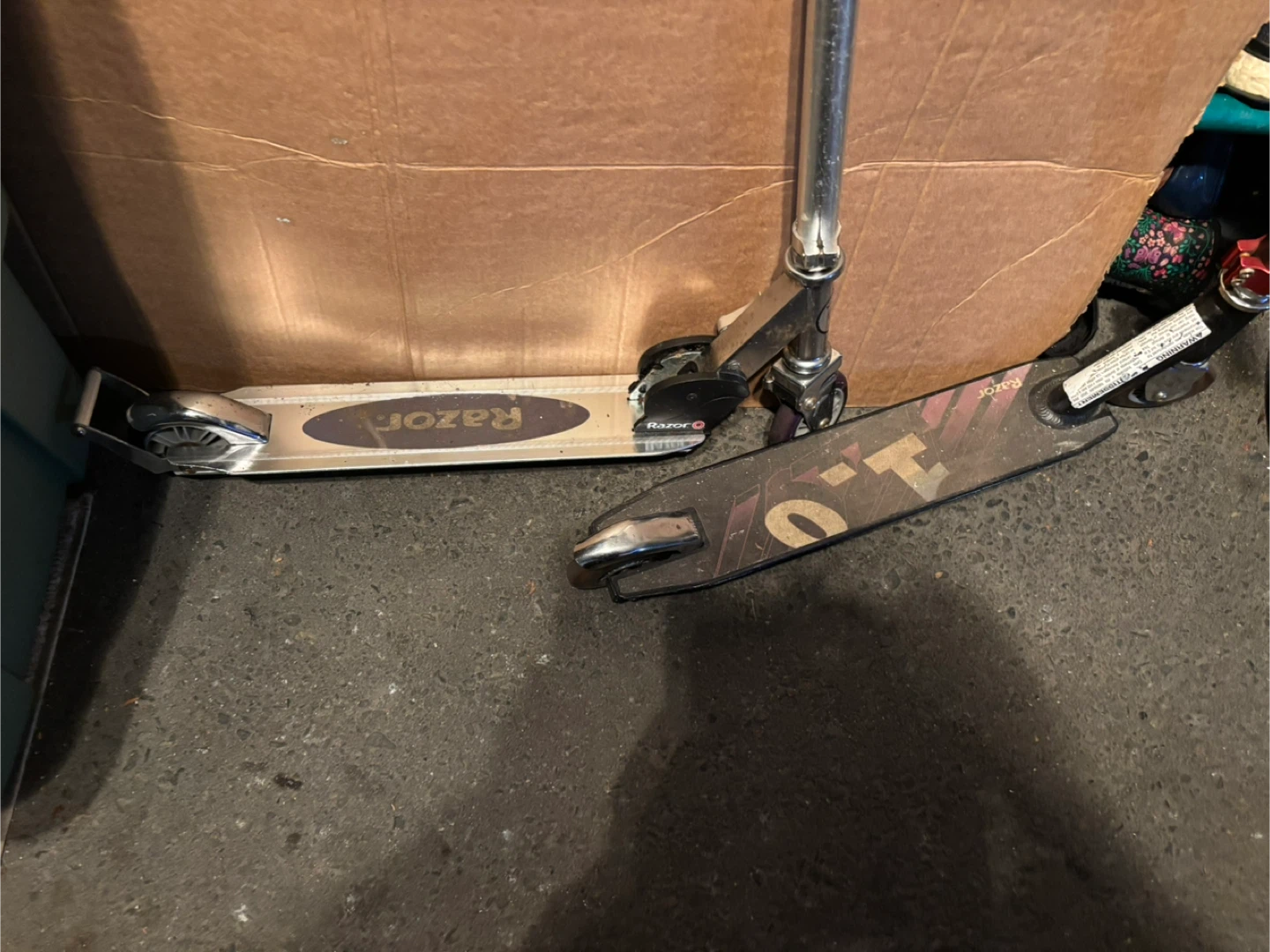 Scooter 10 dollars each - photo 2