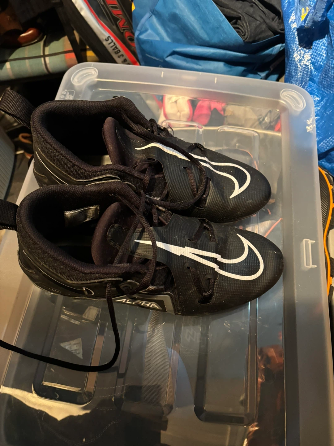 Soccer shoes for men