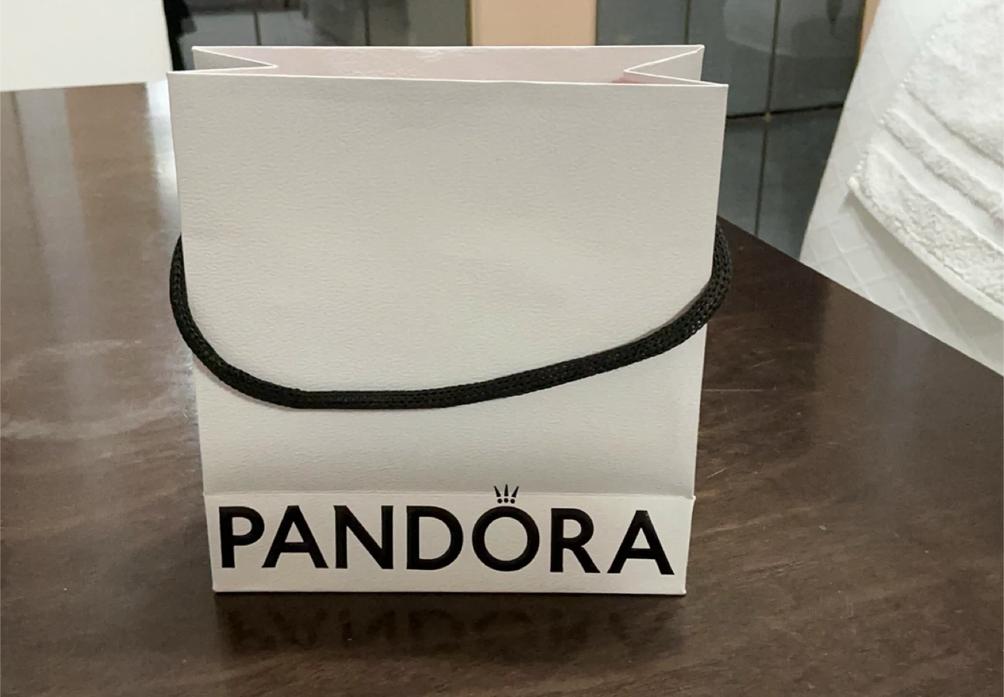 Pandora Flower Necklace with Box