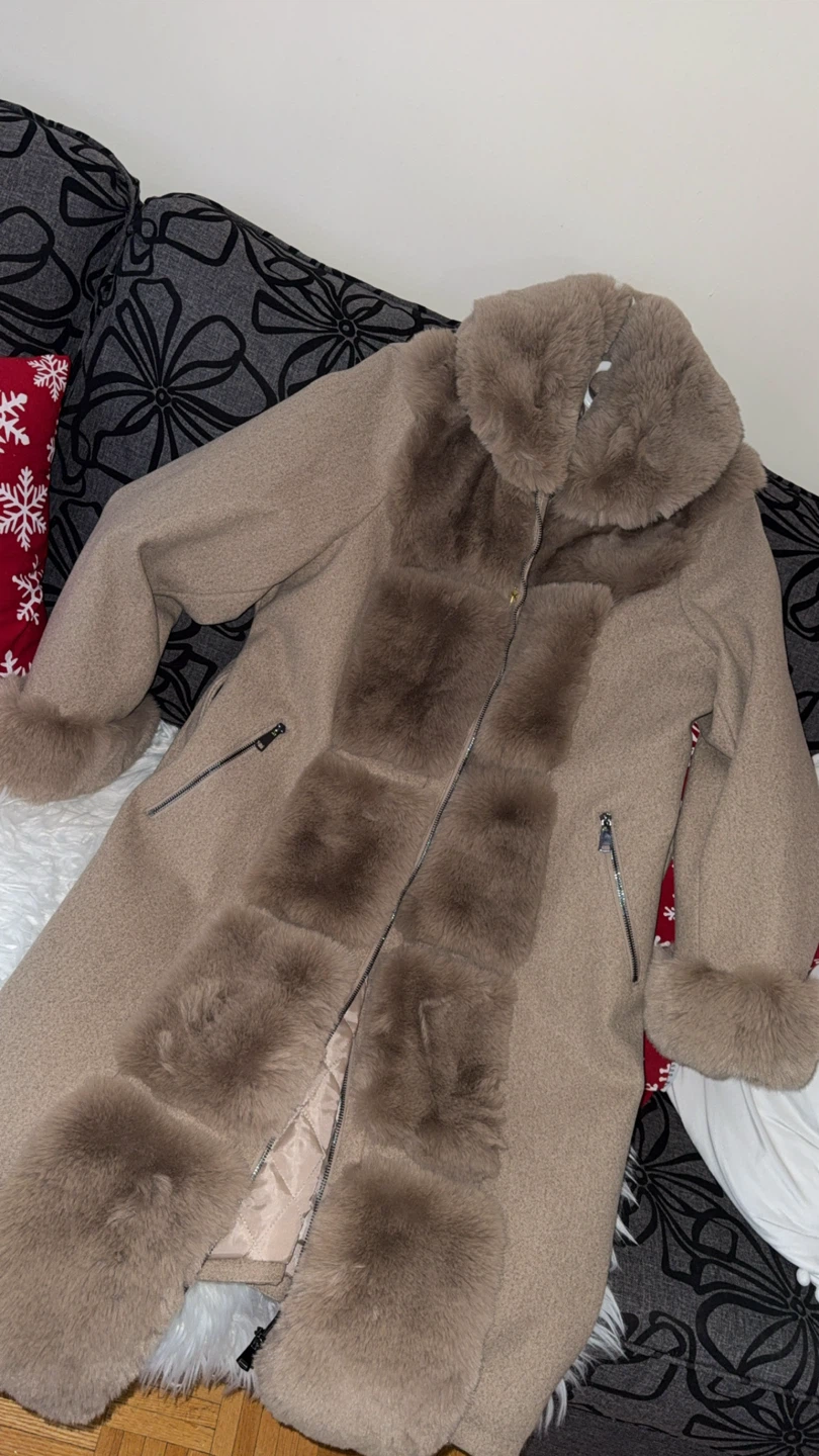Tan Coat with Fur Trim
