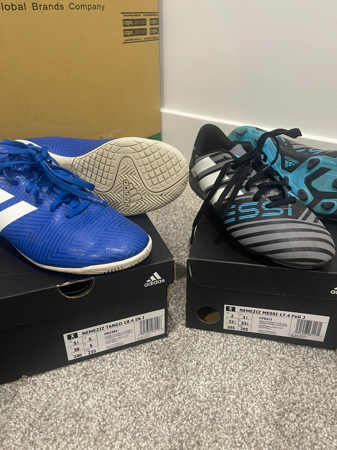 Indoor and outdoor soccer shoes - photo 4