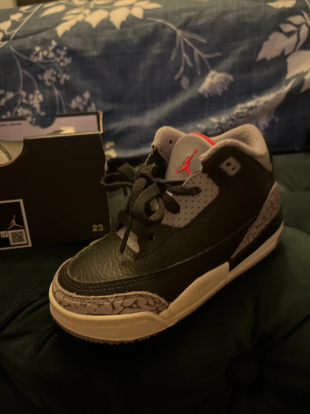 Jordan 2 Retro (TD) Size 8C - photo 5