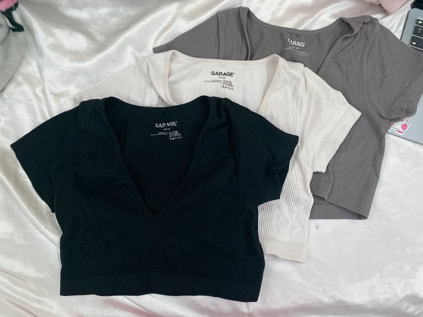 Garage Crop Tops - Size XS - photo 2
