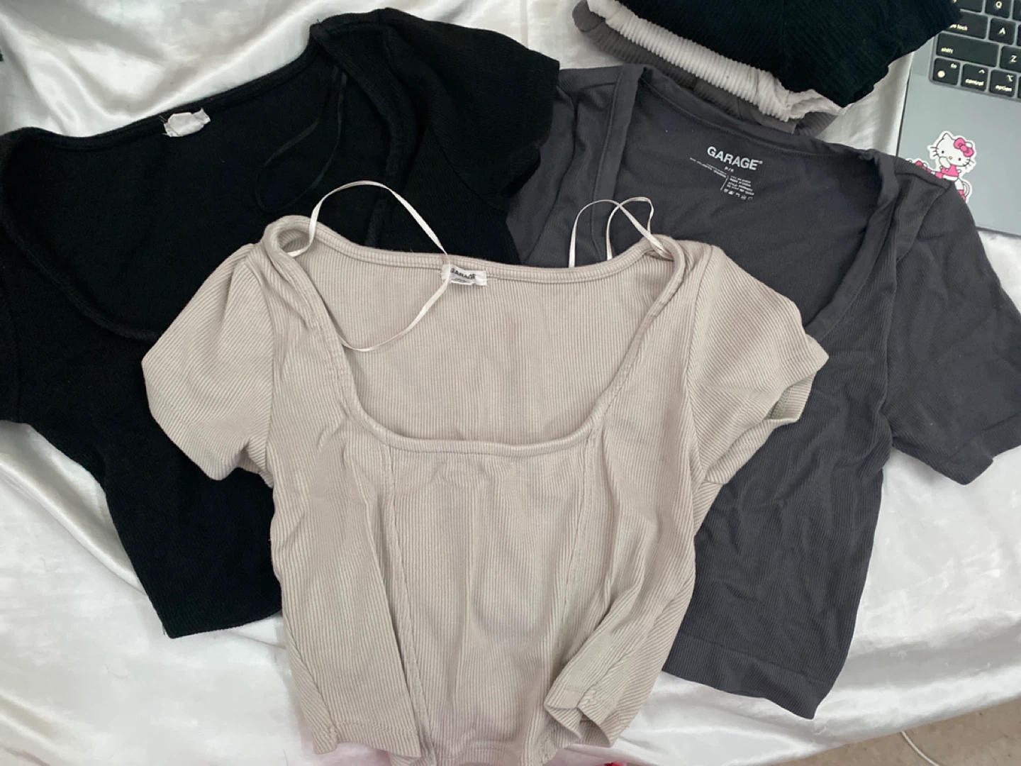 Garage Crop Tops - Size XS - photo 4