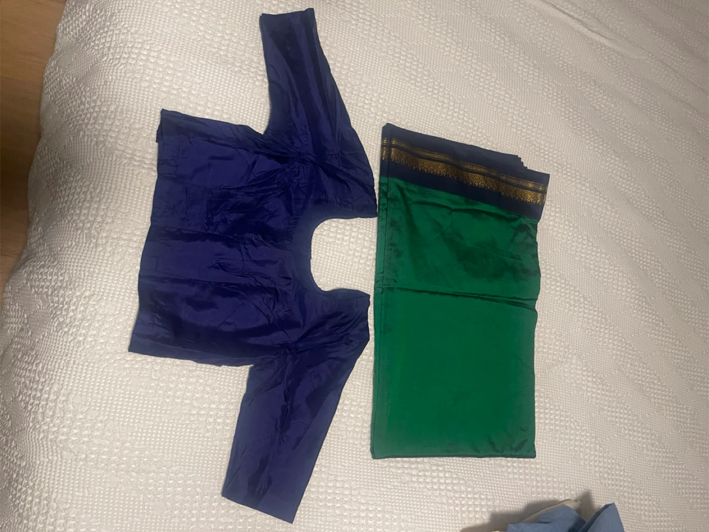 Green & Blue Silk Saree with Blouse - photo 4