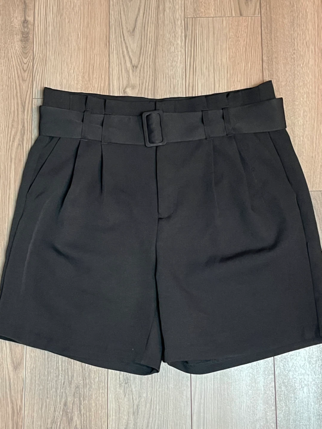 Black Belted Shorts Size M