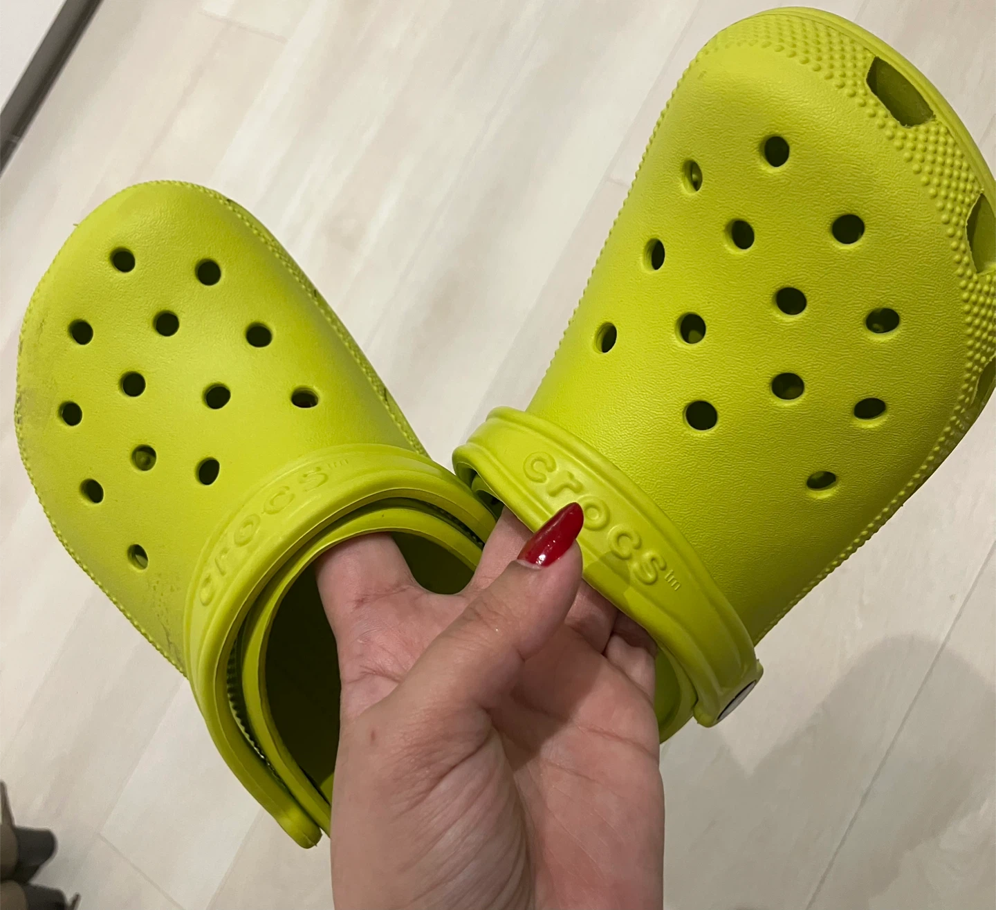 Crocs Men 4 Women 5 Size