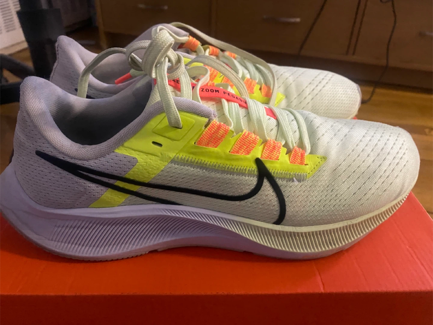 Nike Air Zoom Pegasus 38 - Size 9 US - photo 2