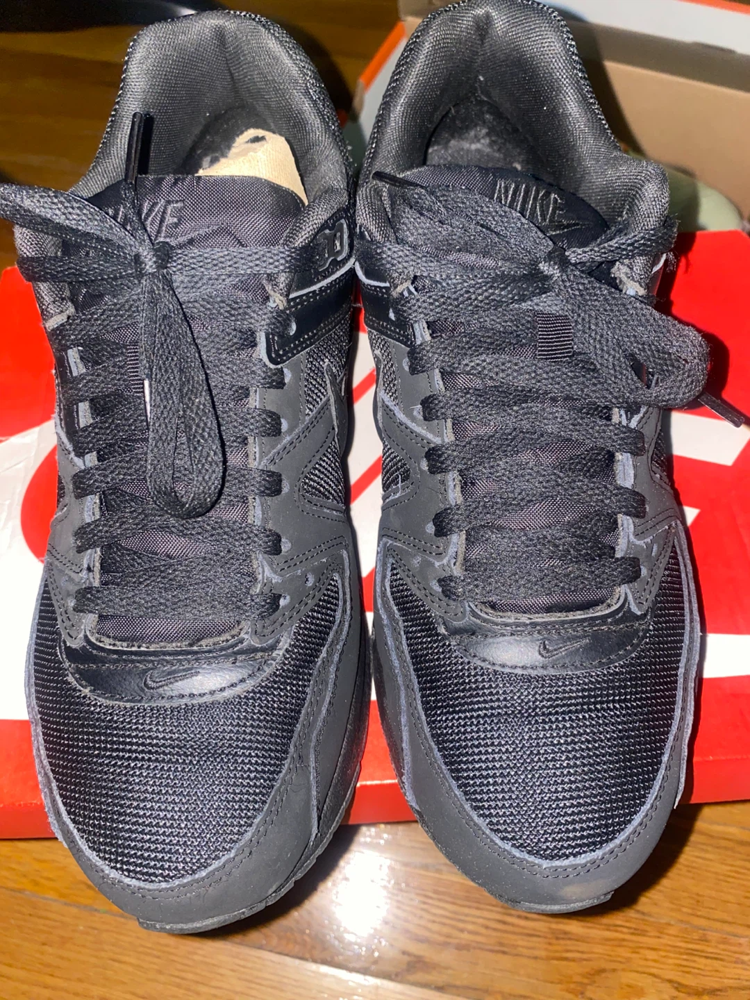Nike Air Max Command Black - US 9