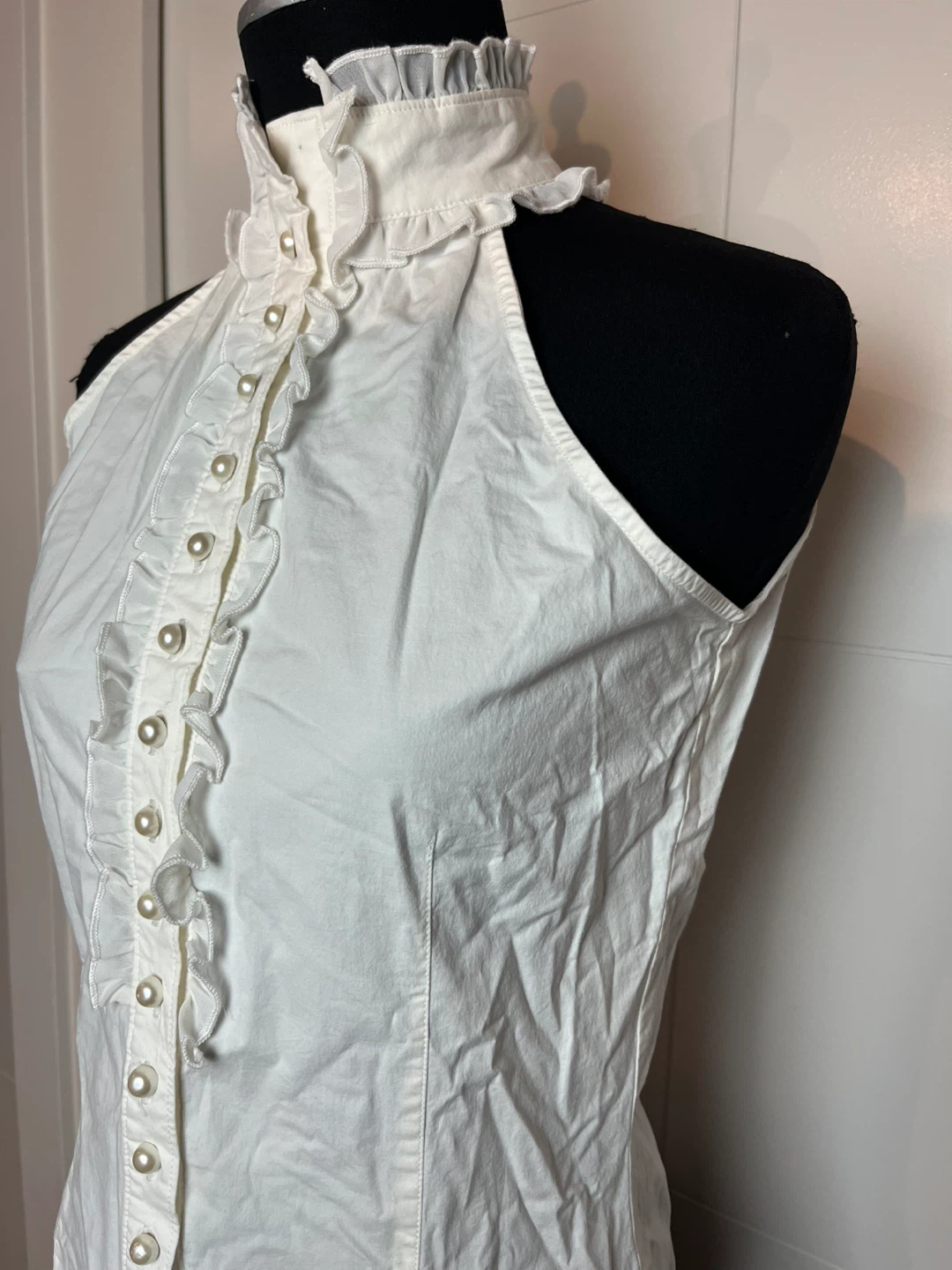 White Ruffle Sleeveless Blouse Size XS/S - photo 4