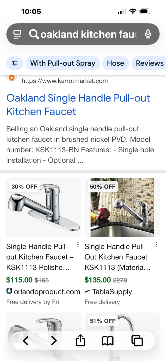 Oakland Single Handle Pull-out Kitchen Faucet - NEW