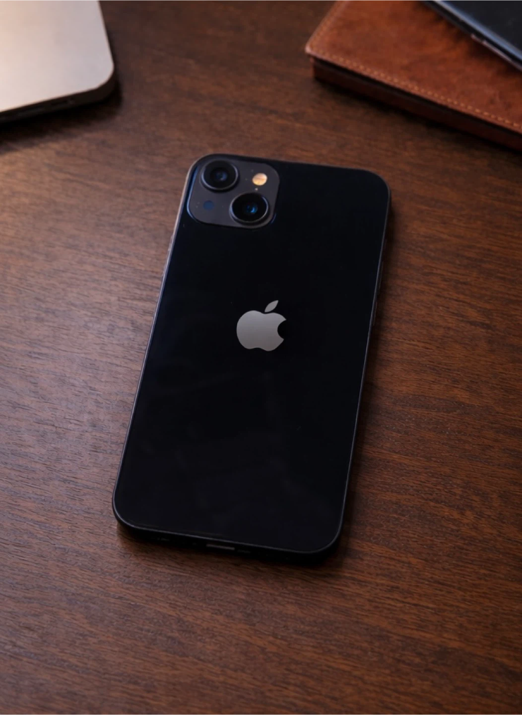 iPhone 13 - 128 GB unlocked in excellent condition - photo 2