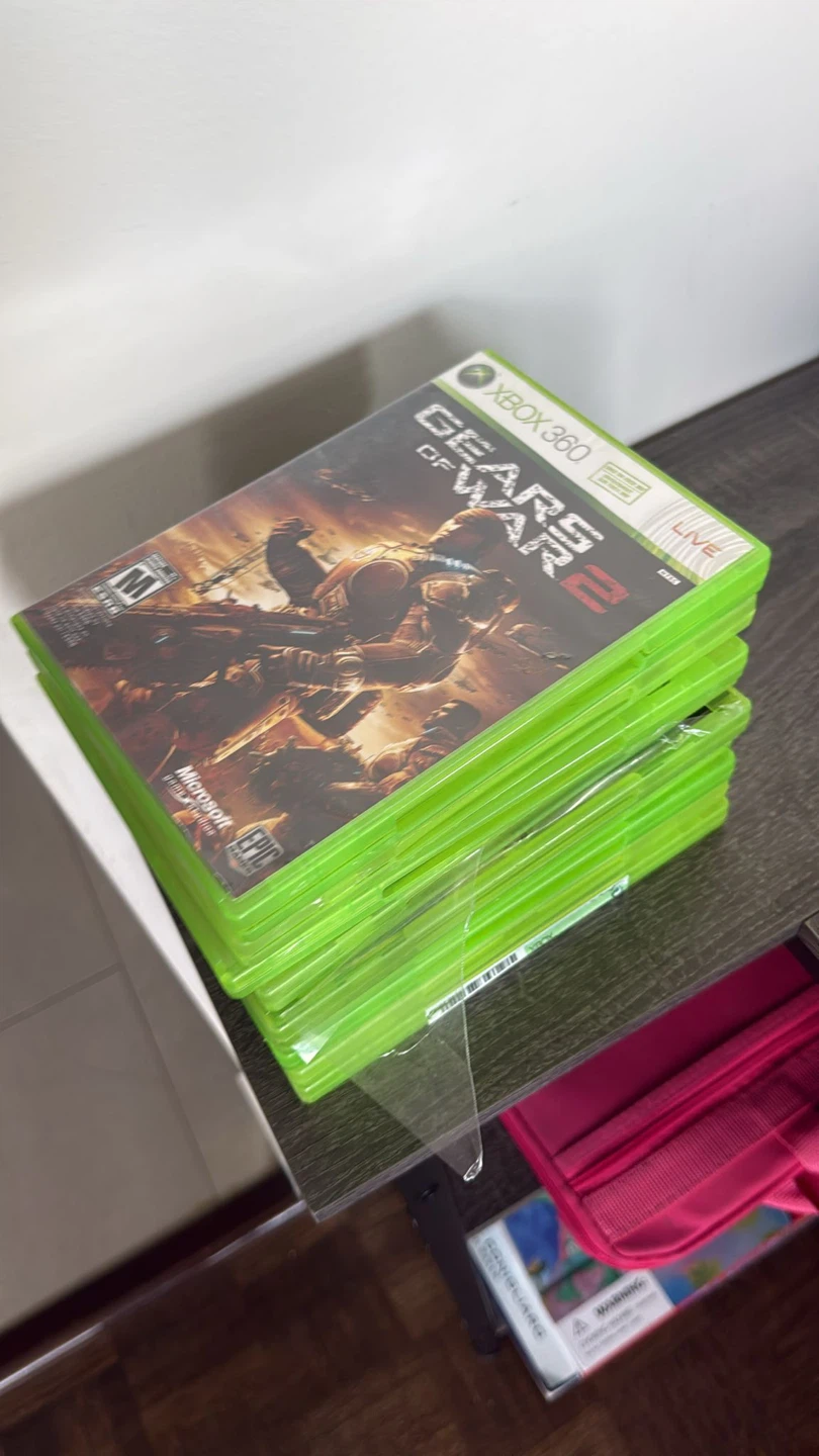 Xbox 360 Console + Gears of War 2 Game - photo 2