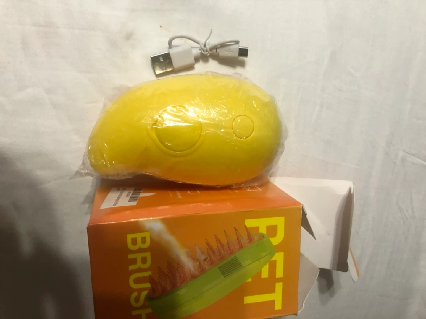NEW-Pet Spray Massage Brush - photo 3