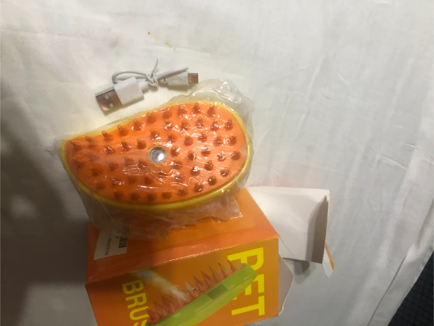 NEW-Pet Spray Massage Brush