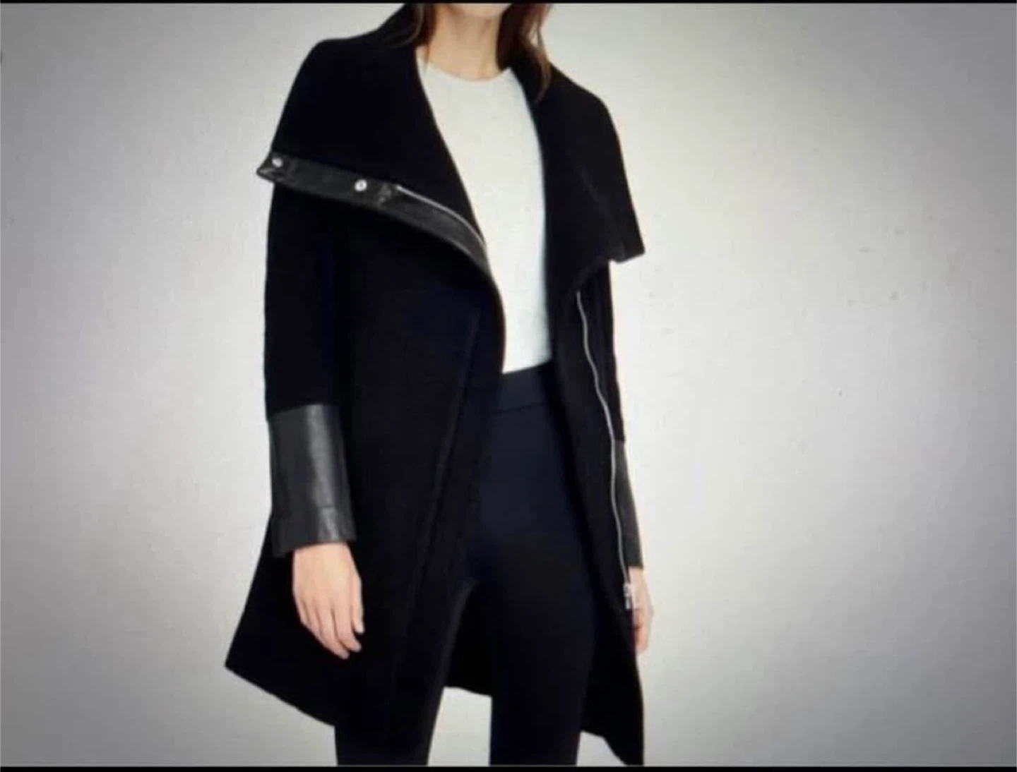 Club Monaco, woman’s size Large Wool Coat with 100% leather trim - photo 5