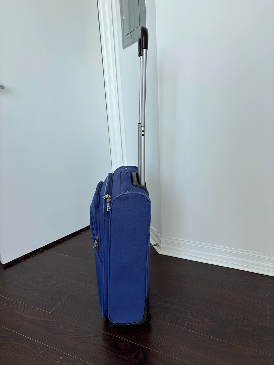 🧳 ✈️ Delsey Carry-On Cabin Trolley - photo 3