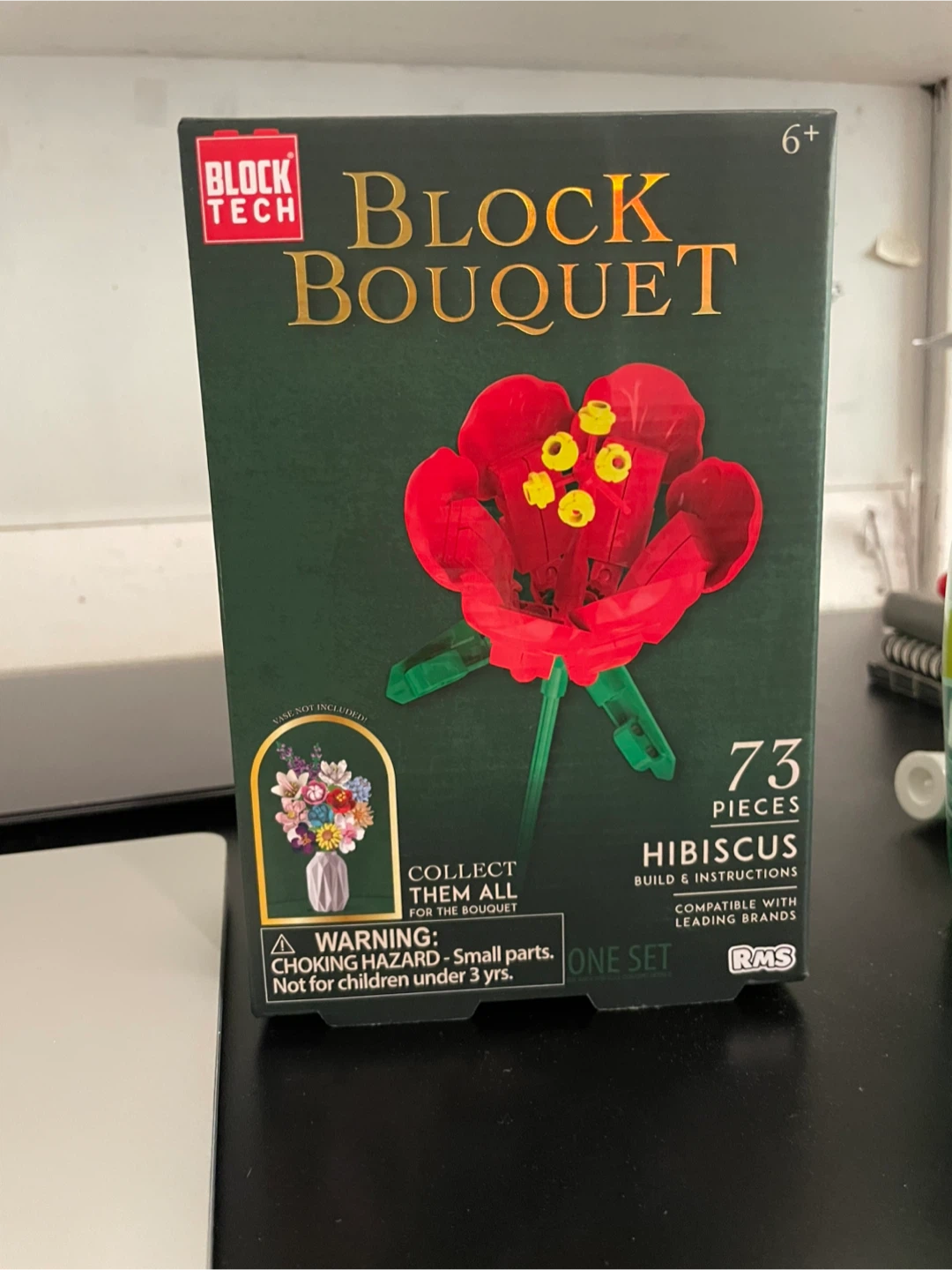 Block Tech Block Bouquet Hibiscus - 73 Pieces