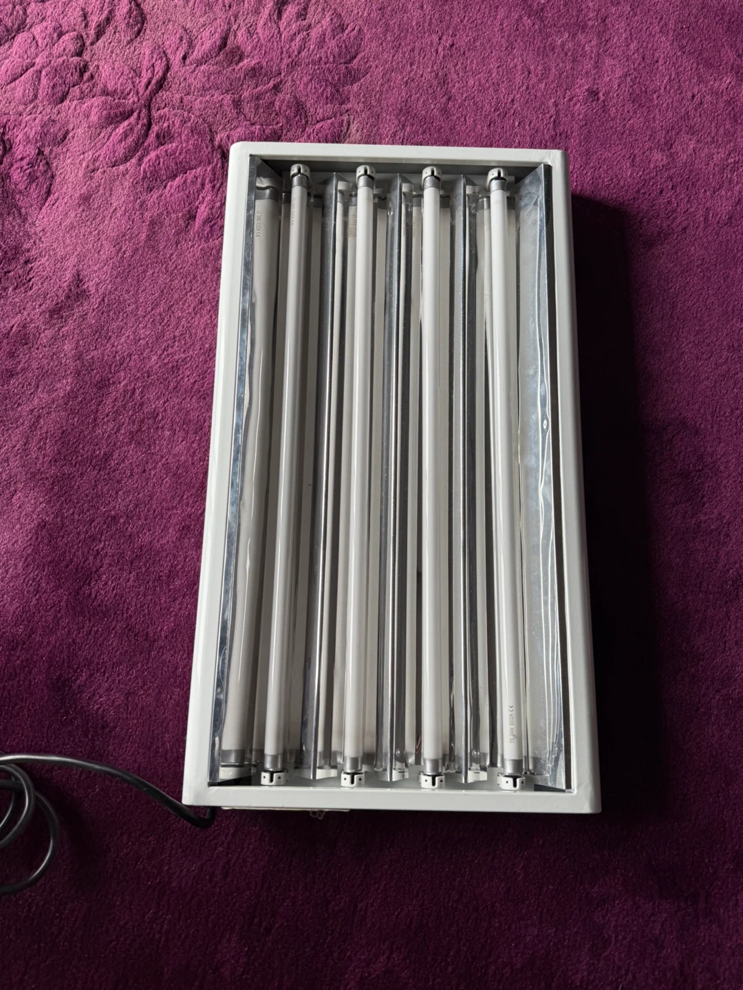White Fluorescent Grow Light