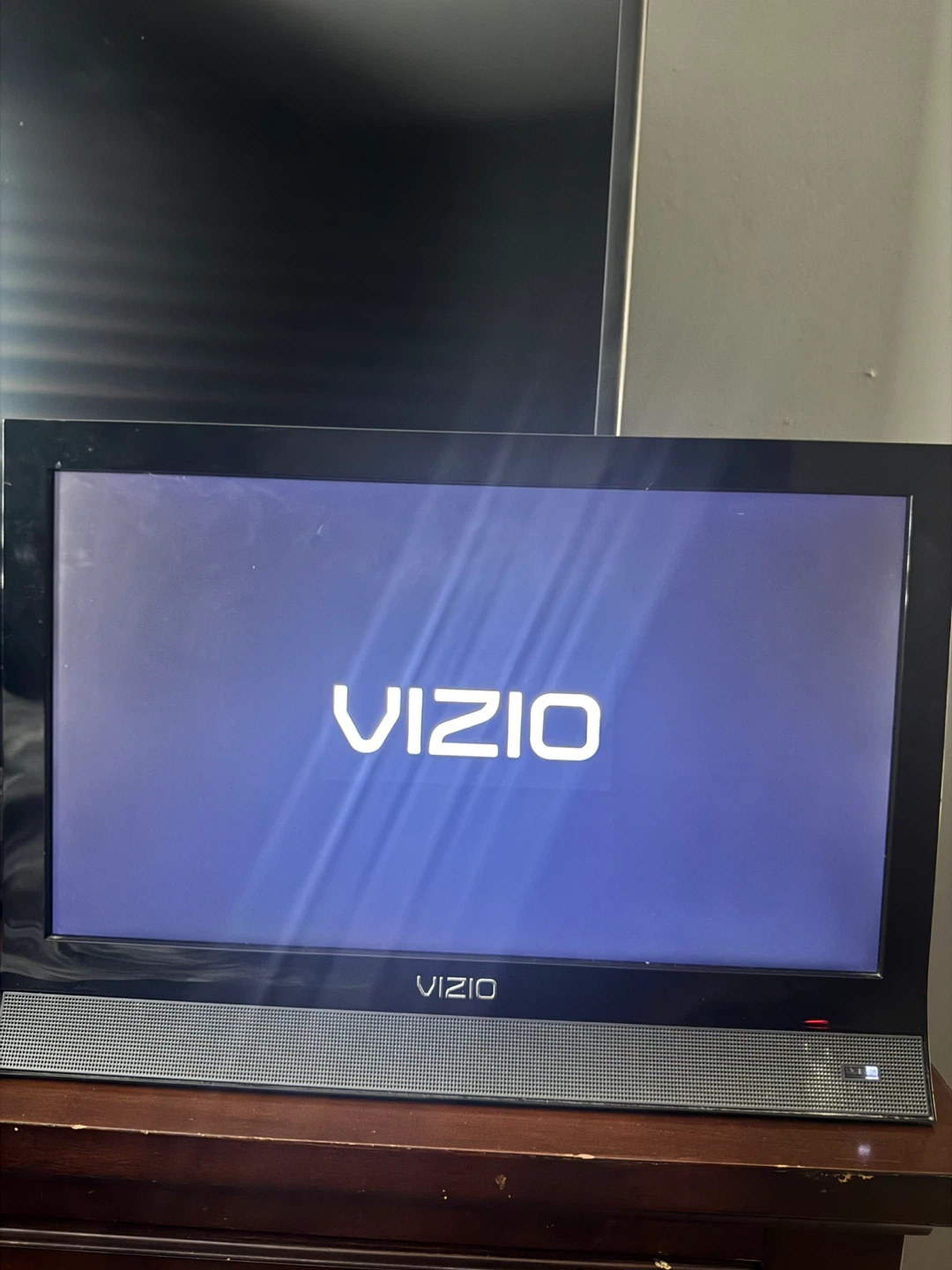 19” Vizio TV/ Monitor