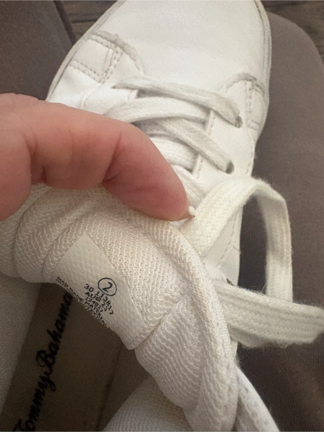 Tommy Bahama White Sneakers - Size 2 - photo 5