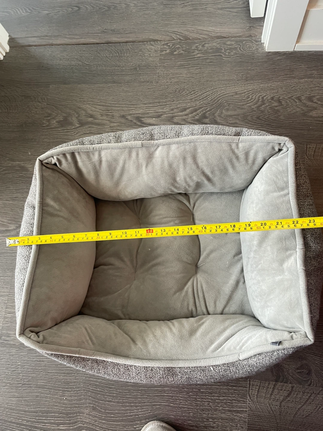 Free Reversible Dog Bed (with grey blanket)
