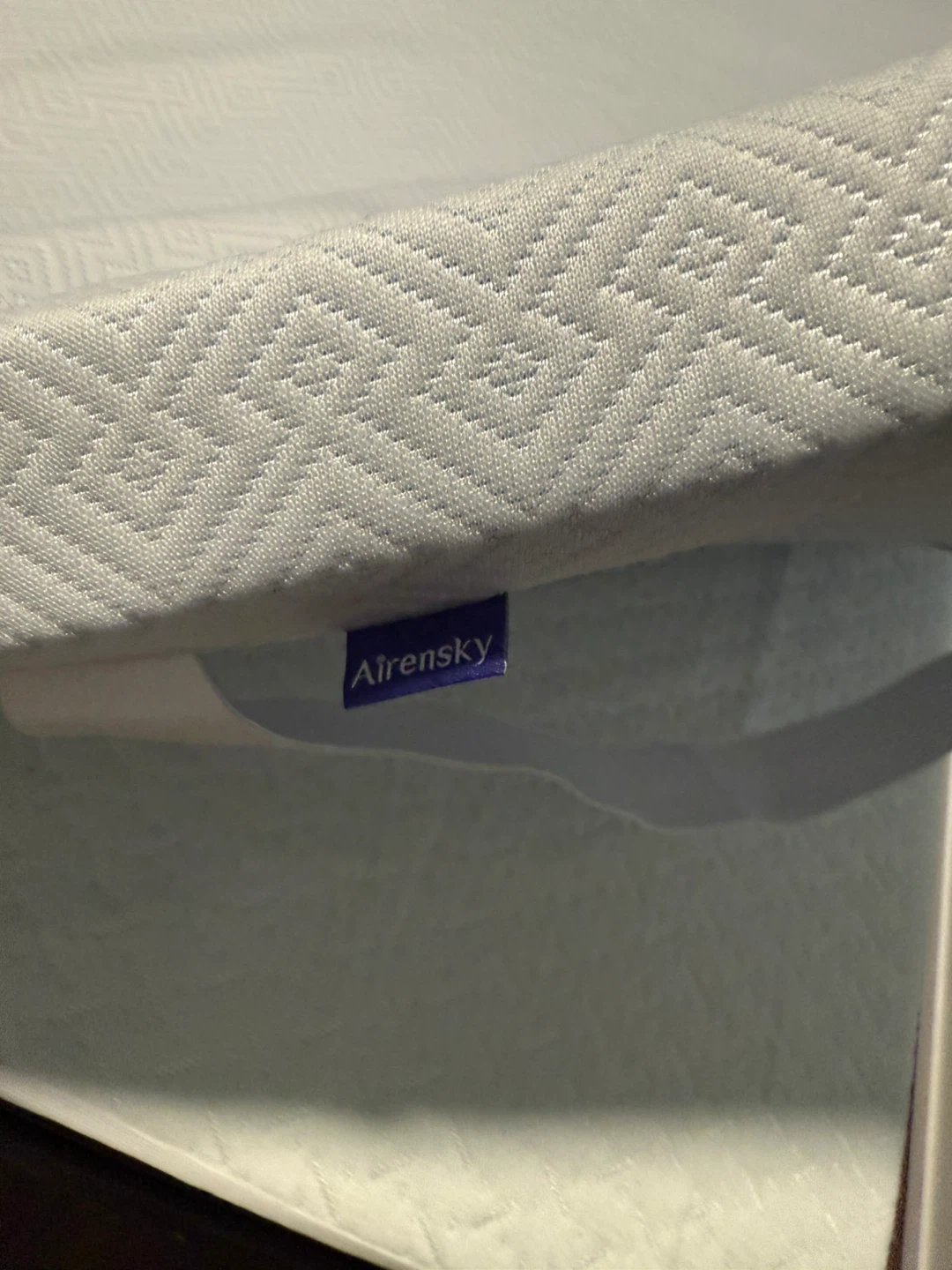 Airenskey 2-Inch Queen Mattress Topper - photo 3