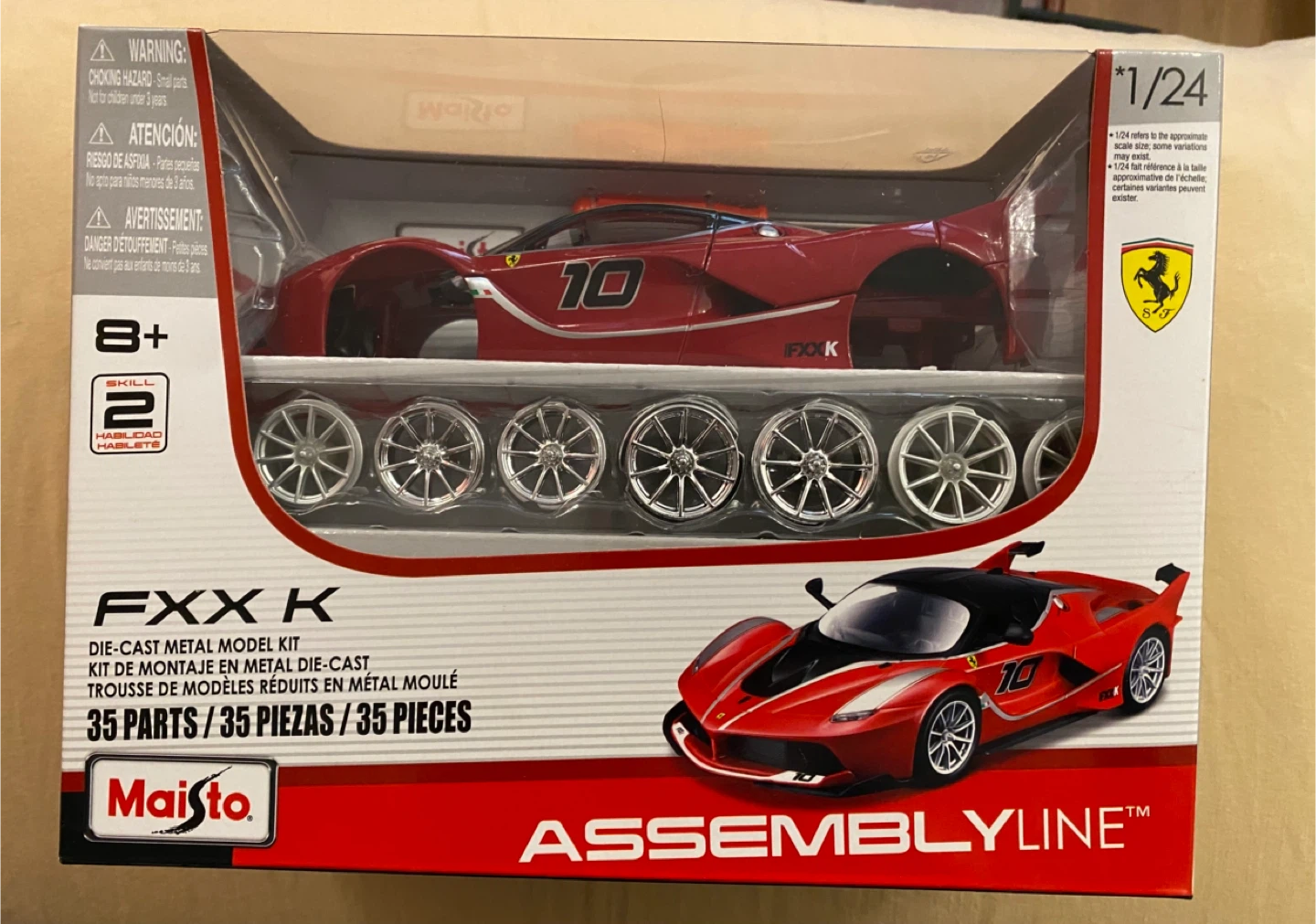 Maisto Ferrari FXX K 1/24 Die-Cast Model Kit - New