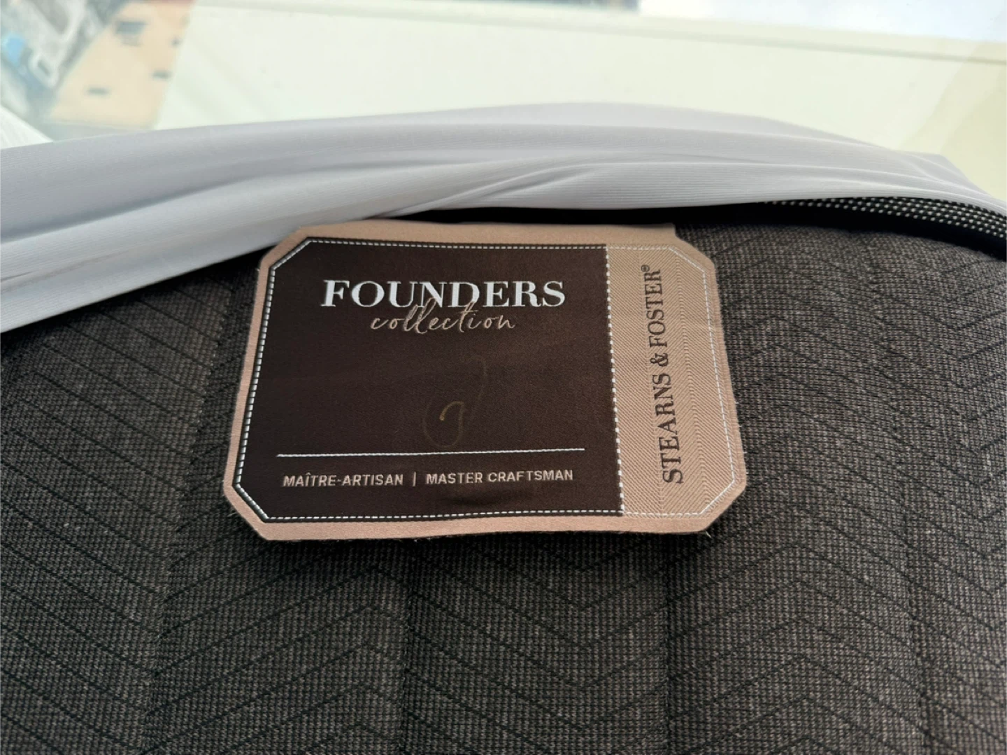 Queen Size Stearns & Foster Mattress - photo 2