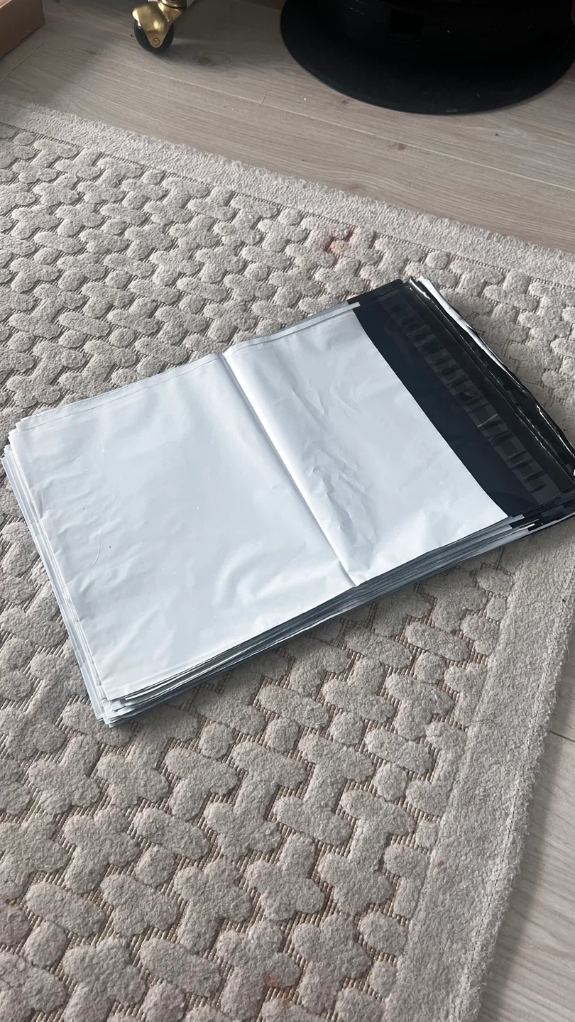 Poly mailer shipping bags 10x13