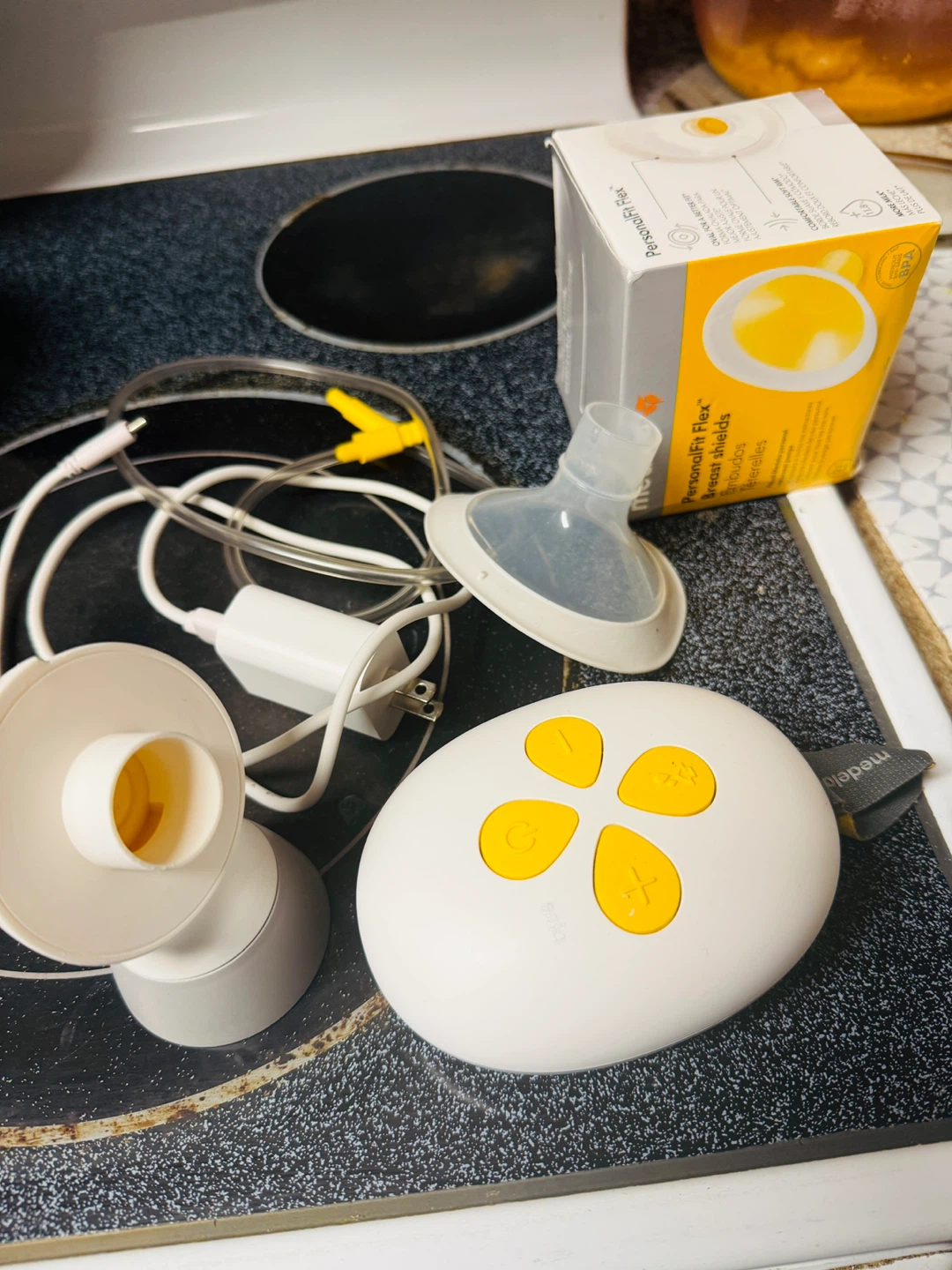 Medela Solo PersonalFit Flex Breast Pump - photo 3