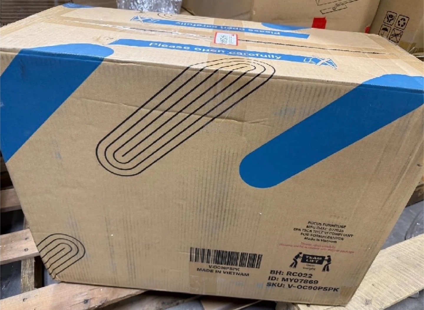 New in Box Yaheetech Desk Chairs - photo 5