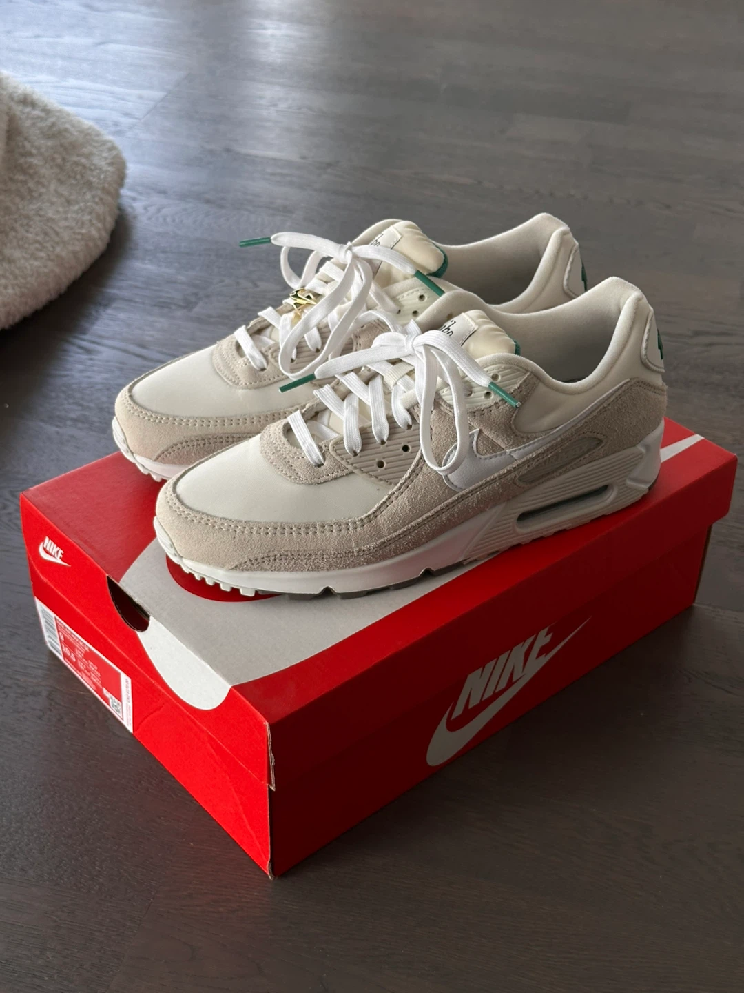 Nike Air Max 90 SE - First Use (Limited) - 9US Men’s