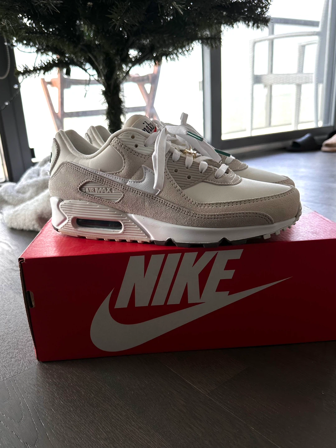 Nike Air Max 90 SE - First Use (Limited) - 9US Men’s - photo 4
