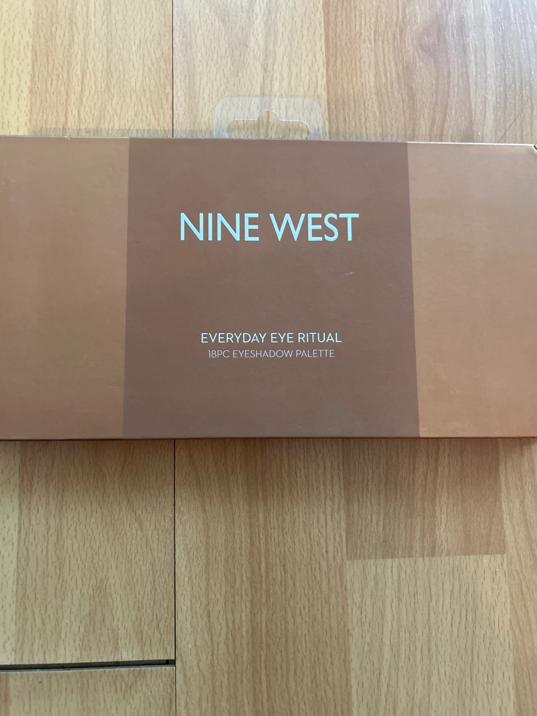 Nine West Everyday Eye Ritual 18pc Eyeshadow Palette - photo 2