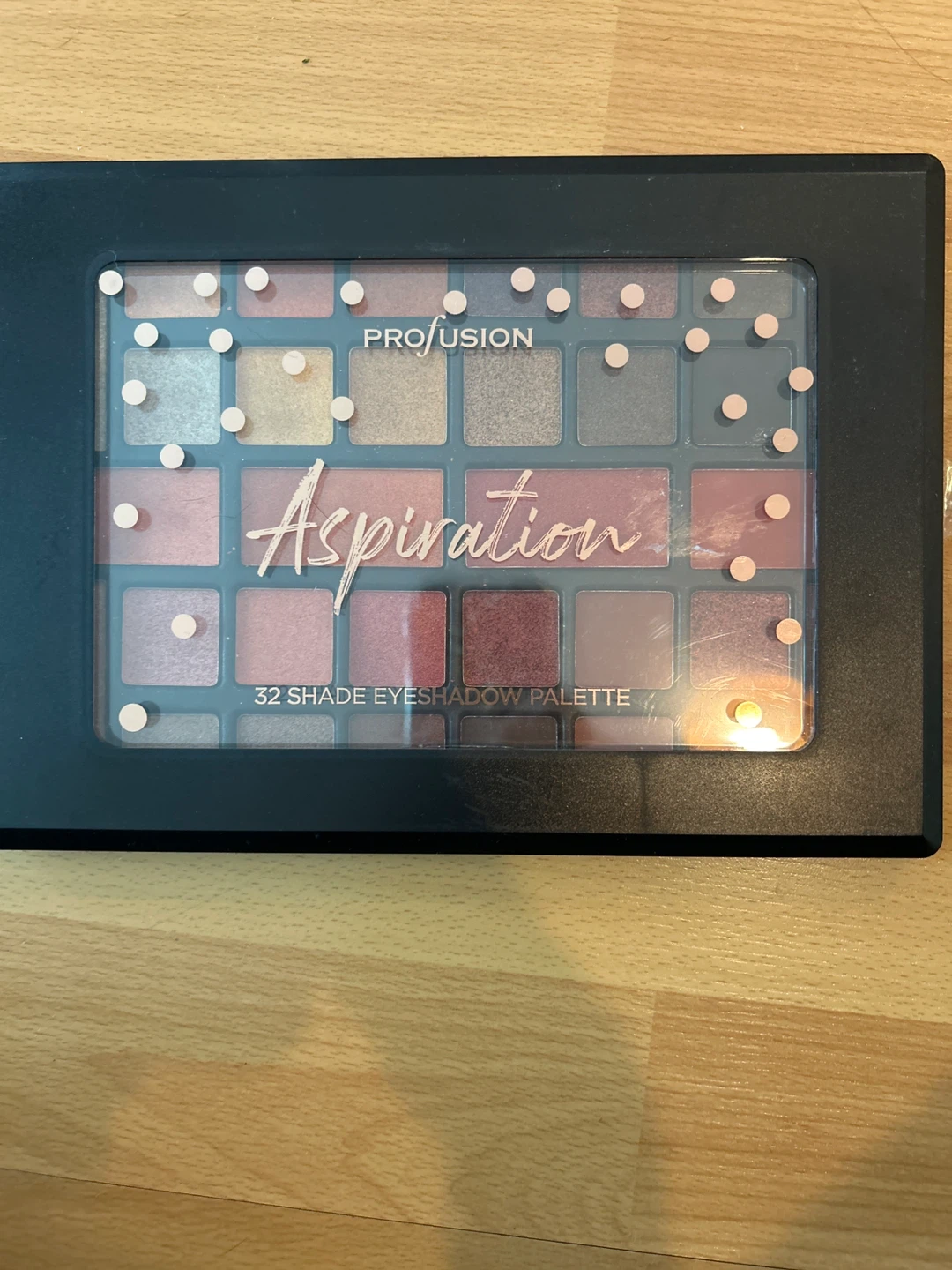 Profusion Aspiration 32 Shade Eyeshadow Palette