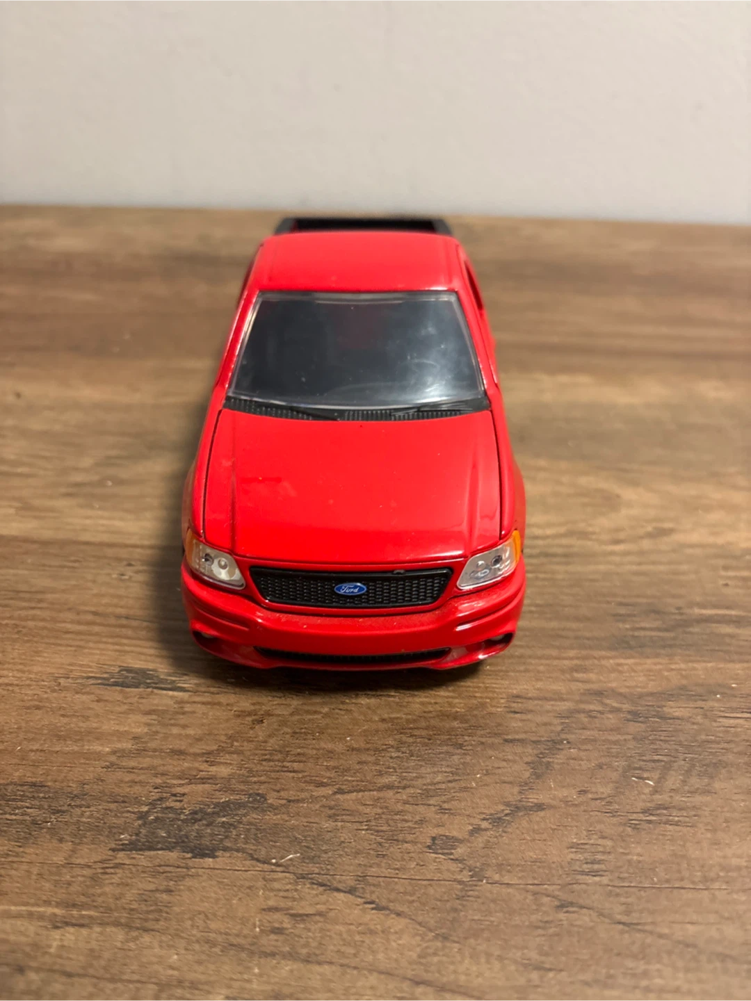 Red Ford F-150 SVT Lightning Diecast Model