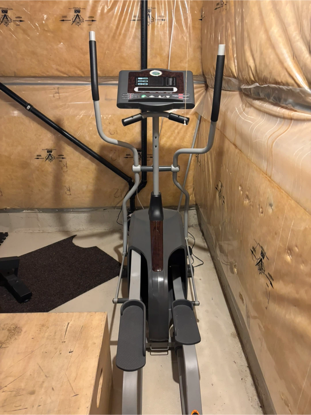 Griffith Fitness Elliptical Machine - photo 3