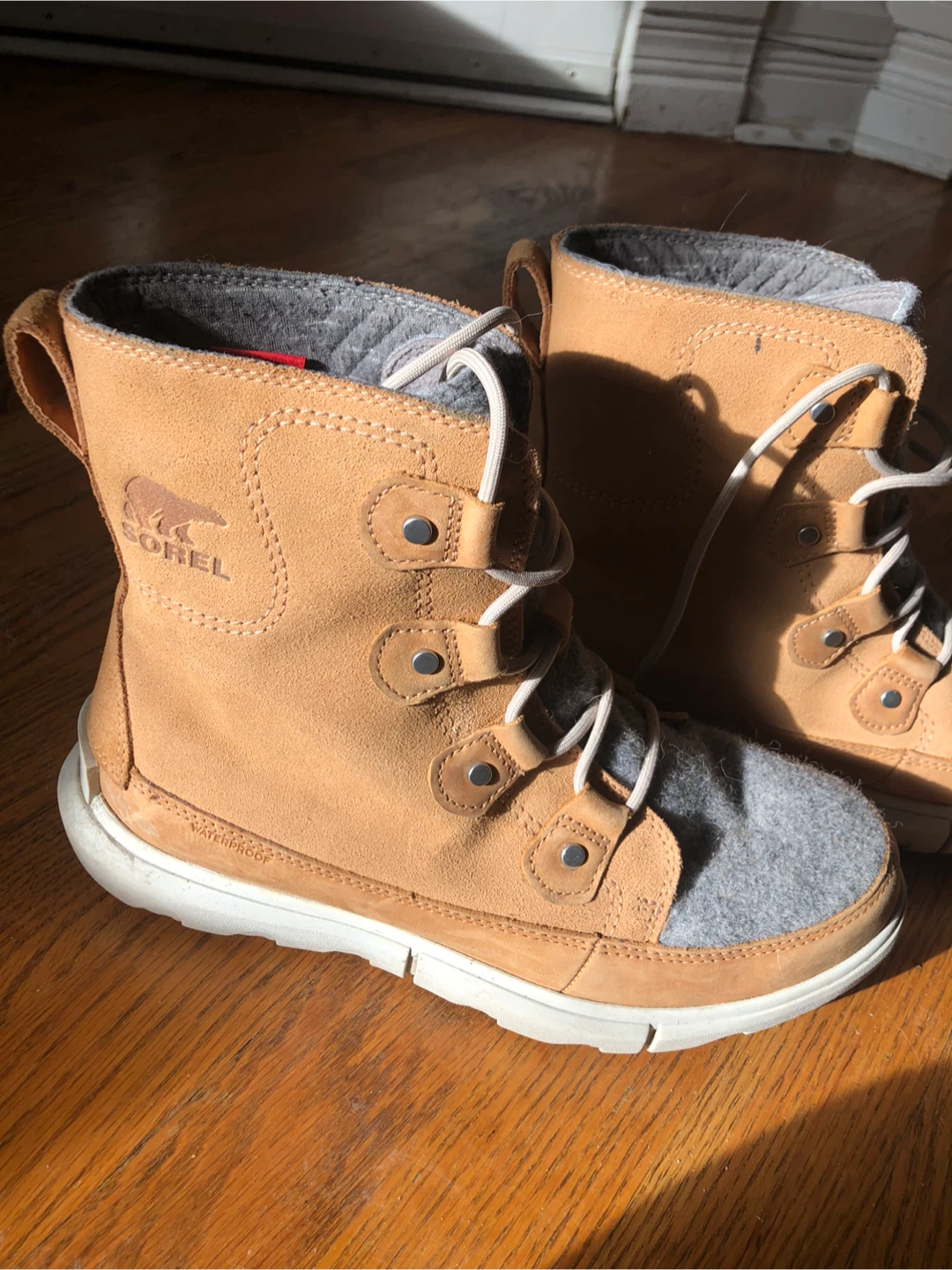 Sorel Explorer Joan Felt Boots - Size 8