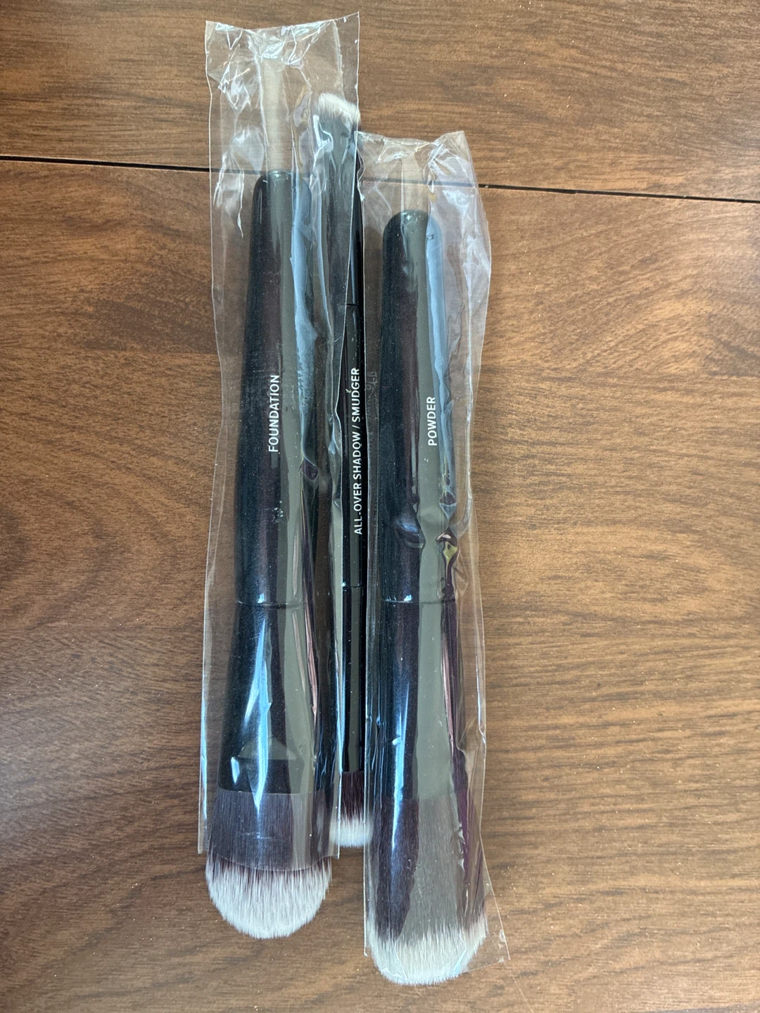 New e.l.f. Brush Set (Foundation, Powder, Smudger)