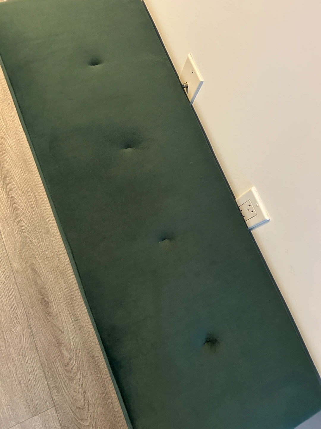 Karnell 39.4” velvet upholstered bench by Mercer41 - photo 3