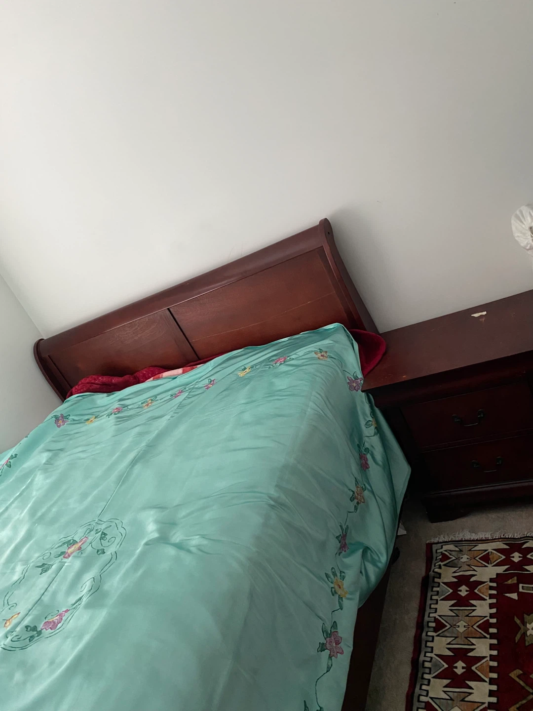 Bedroom Set - Dresser, Mirror, Bed Frame, Night Stands - photo 2