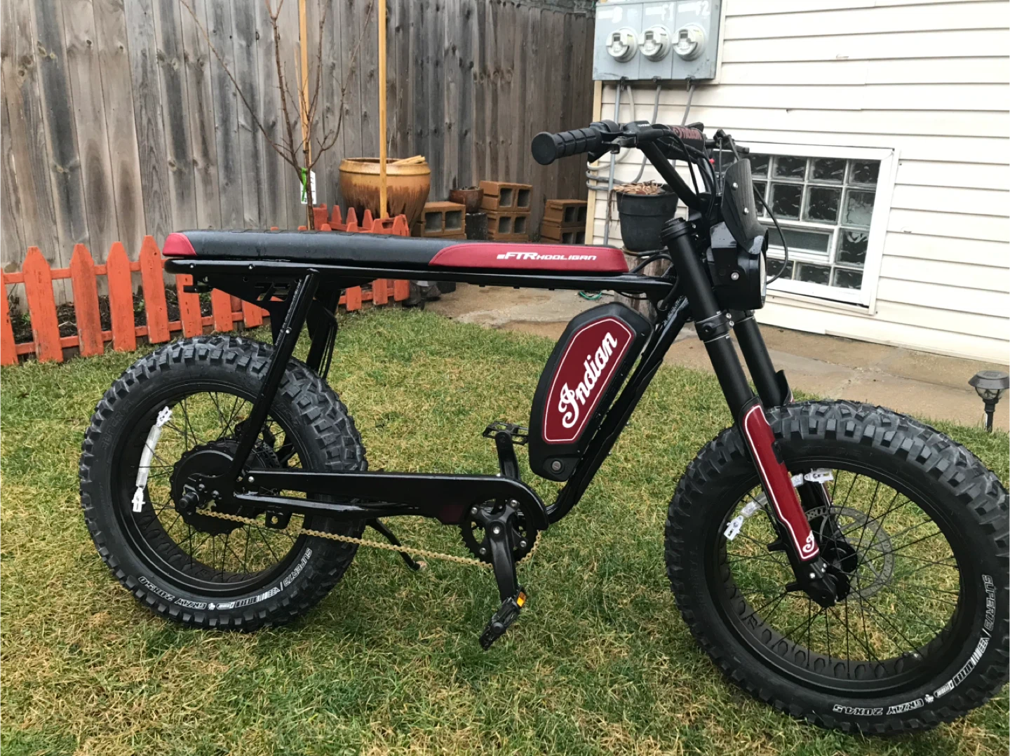 Indian eFTR HOOLIGAN 1.2 Electric Bike