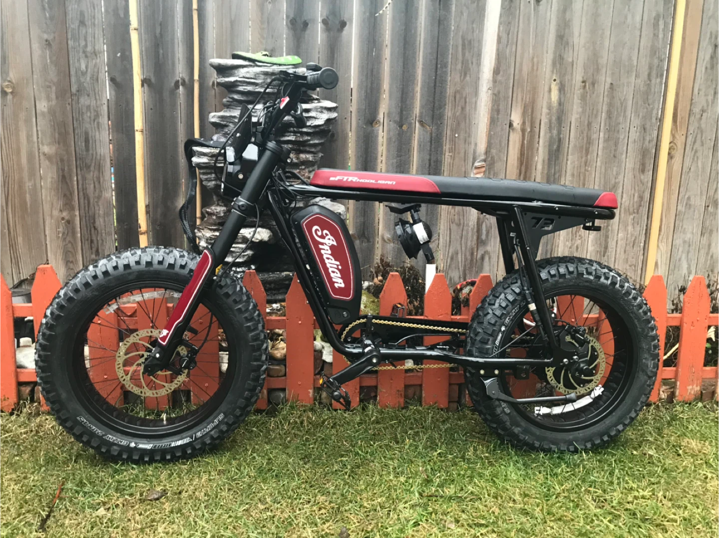 Indian eFTR HOOLIGAN 1.2 Electric Bike - photo 3