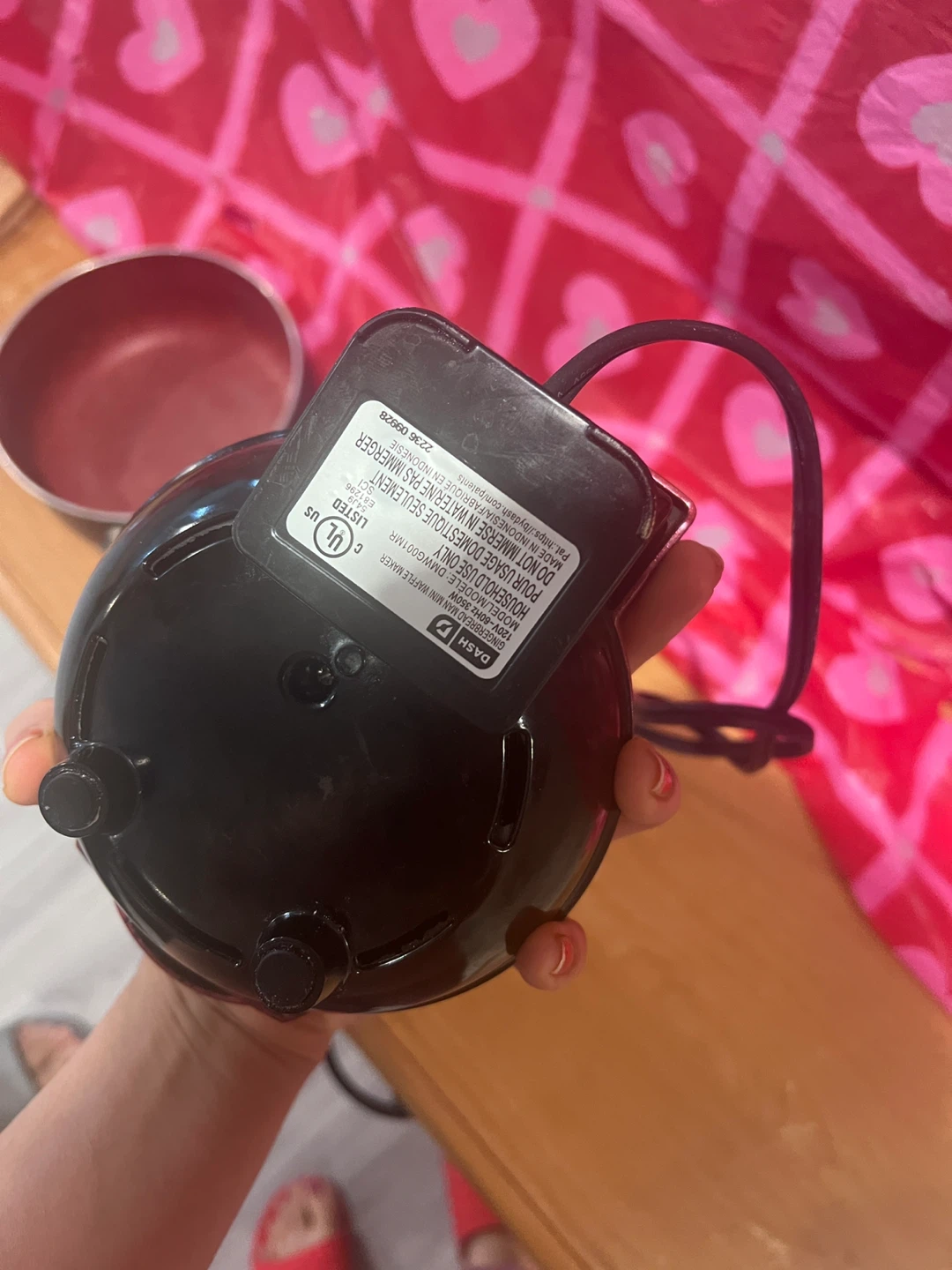 DASH Mini Gingerbread Waffle Maker - photo 3