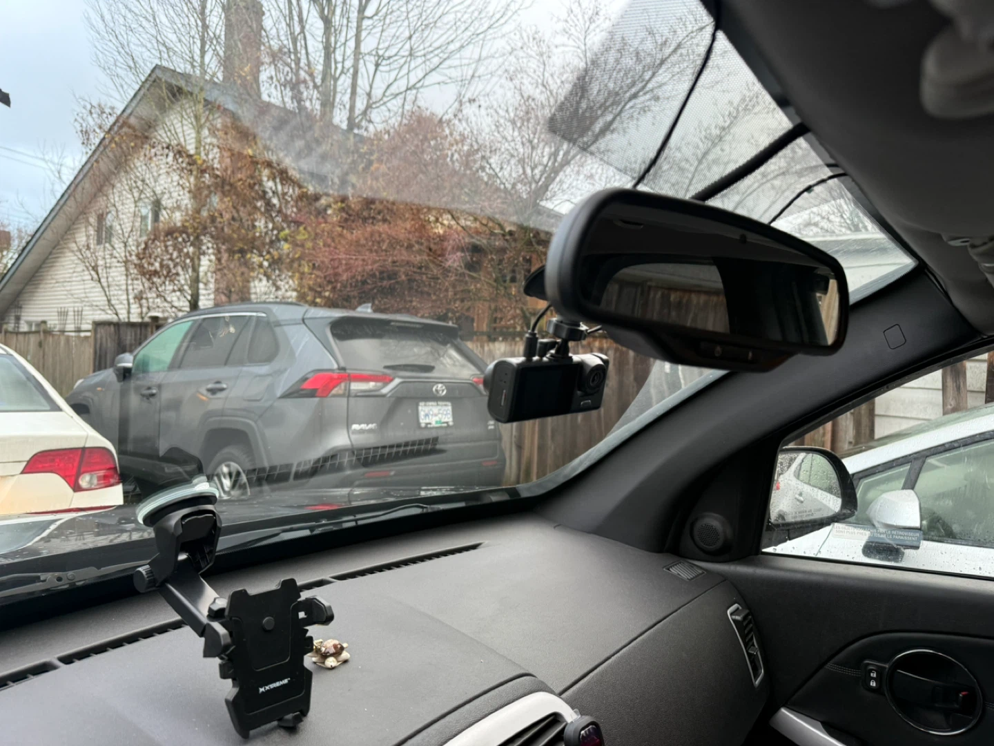 Black Pontiac Torrent SUV2007 - photo 4